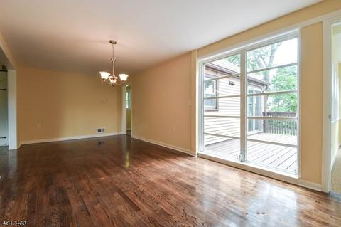 162 Jackson Ave, North Plainfield, NJ 07060 photo 4
