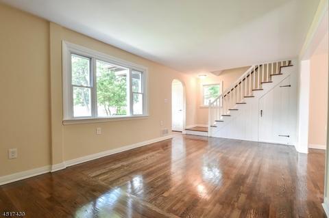 162 Jackson Ave, North Plainfield, NJ 07060 photo 3