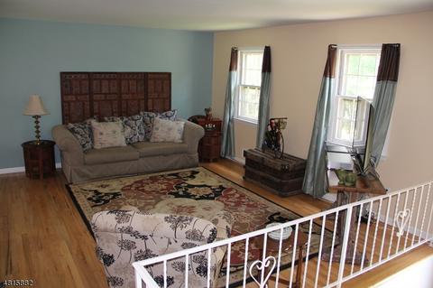 804 E Prospect St, Hackettstown, NJ 07840 photo 6