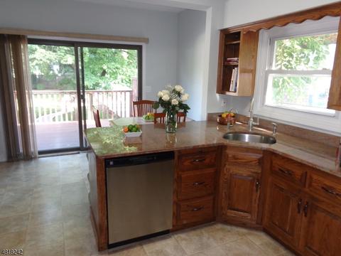 99 Elm Pl, Nutley, NJ 07110 photo 7