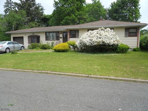 27 Jerome Pl, Wayne, NJ 07470 photo 2