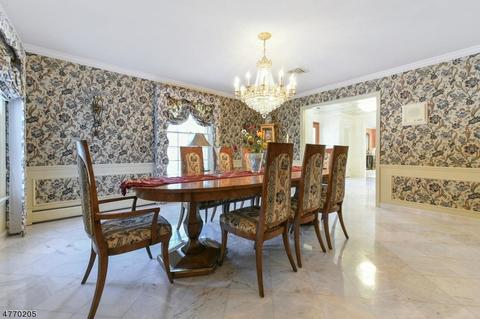 15 Elden Dr, Saddle River, NJ 07458 photo 9