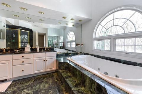 15 Elden Dr, Saddle River, NJ 07458 photo 18