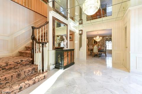 15 Elden Dr, Saddle River, NJ 07458 photo 4