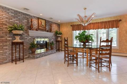 15 Elden Dr, Saddle River, NJ 07458 photo 10