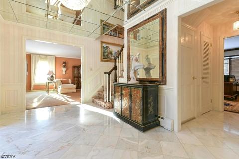 15 Elden Dr, Saddle River, NJ 07458 photo 5