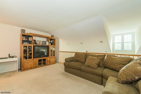 154 Carter Rd, Haskell, NJ 07420 photo 6