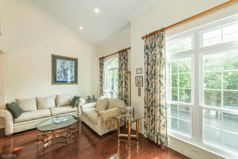 154 Carter Rd, Haskell, NJ 07420 photo 8