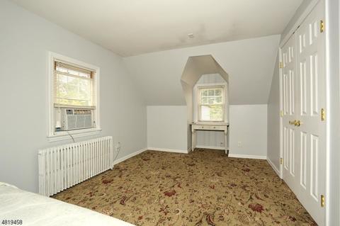 36 Dora Ave, Waldwick, NJ 07463 photo 13