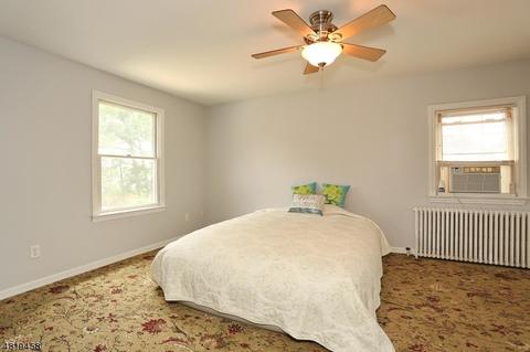 36 Dora Ave, Waldwick, NJ 07463 photo 12