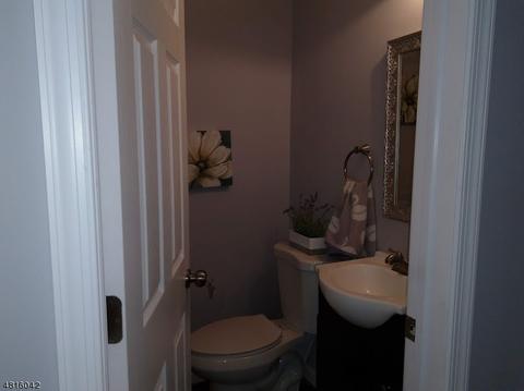 1479 Compton Ter, Hillside, NJ 07205 photo 8