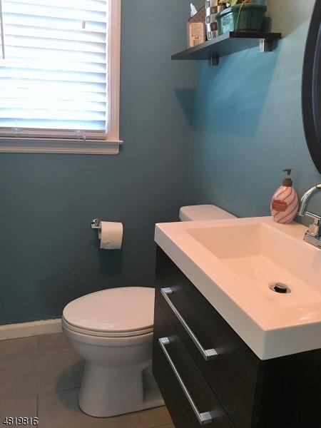 43 Clifford Dr, Wayne, NJ 07470 photo 13