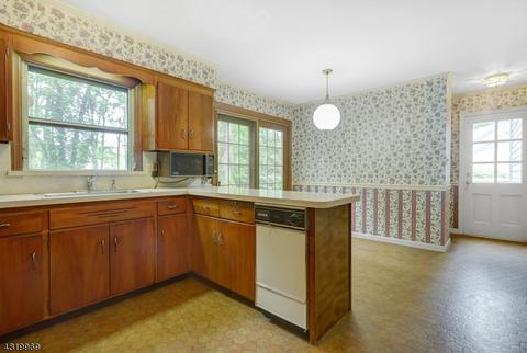 284 Bridle Path, Mountainside, NJ 07092 photo 10