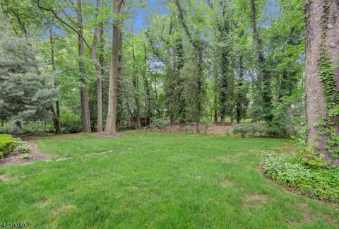 284 Bridle Path, Mountainside, NJ 07092 photo 4