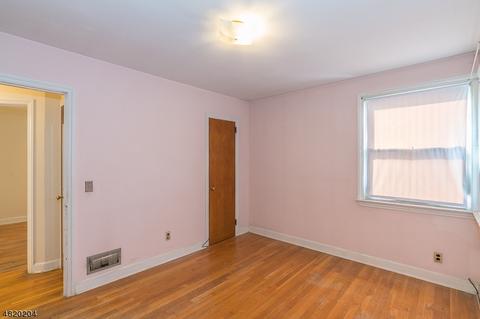 11 Evans Ter, Clark, NJ 07066 photo 13