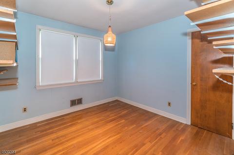 11 Evans Ter, Clark, NJ 07066 photo 10