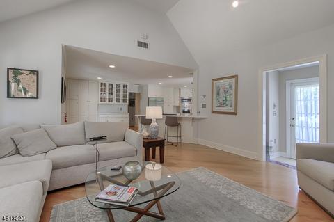 105 Bellevue Ave, Summit, NJ 07901 photo 11