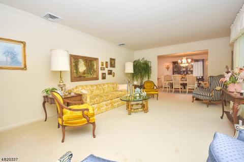16 Seven Trails Ln, Wayne, NJ 07470 photo 5