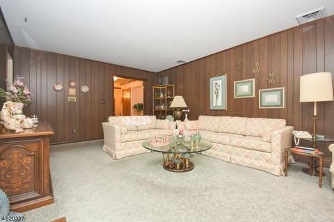 16 Seven Trails Ln, Wayne, NJ 07470 photo 9