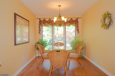 28 Roberts Cir, Bernards, NJ 07920 photo 7