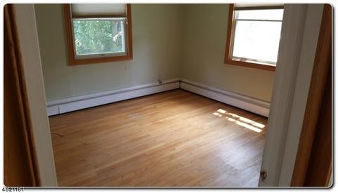 1071 Alps Rd, Wayne, NJ 07470 photo 9