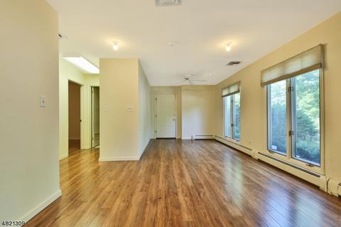 500 Farview Ave, Paramus, NJ 07652 photo 15