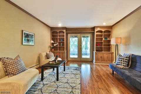 500 Farview Ave, Paramus, NJ 07652 photo 3