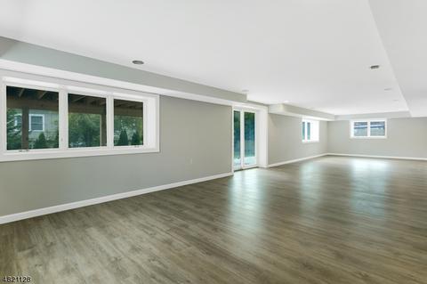 78 Myrtle Ave, Millburn, NJ 07041 photo 22