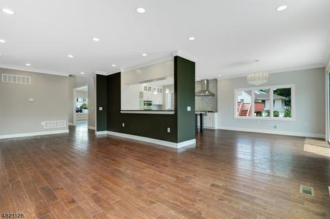 78 Myrtle Ave, Millburn, NJ 07041 photo 9