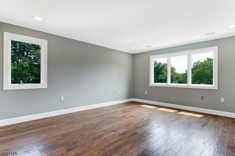 78 Myrtle Ave, Millburn, NJ 07041 photo 18