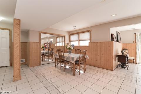28 Pilgrim Way, Wayne, NJ 07470 photo 17
