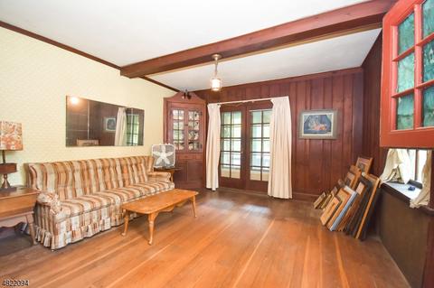 54 Chestnut Dr, Wayne, NJ 07470 photo 3
