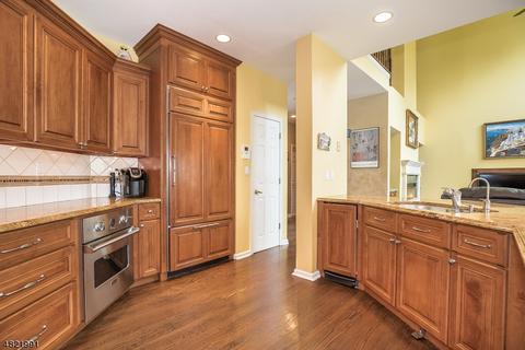 15 Shadow Ridge Rd, Wayne, NJ 07470 photo 12