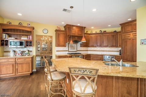 15 Shadow Ridge Rd, Wayne, NJ 07470 photo 10