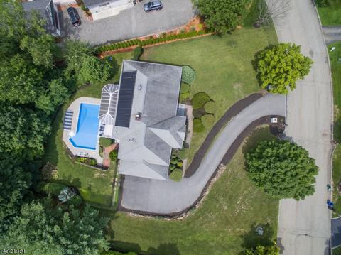 15 Shadow Ridge Rd, Wayne, NJ 07470 photo 3