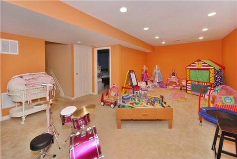 146 Levinberg Ln, Wayne, NJ 07470 photo 8