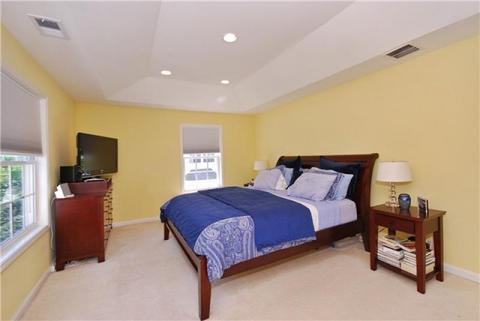 146 Levinberg Ln, Wayne, NJ 07470 photo 11