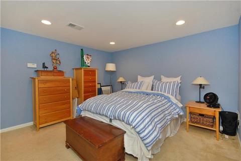 146 Levinberg Ln, Wayne, NJ 07470 photo 7