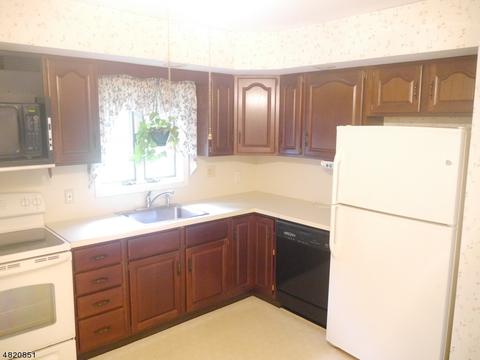 44 Sunnyridge Rd, Wayne, NJ 07470 photo 7