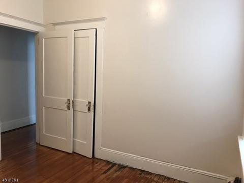 26 Thomas St, Bloomfield, NJ 07003 photo 3