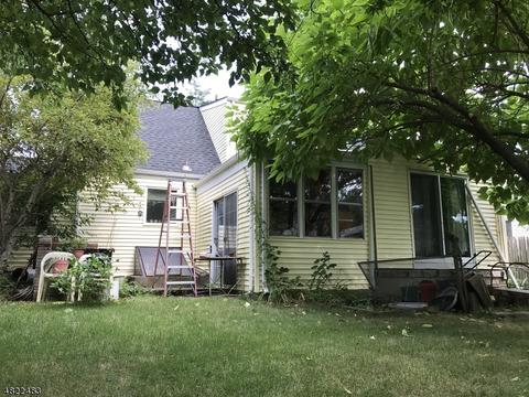 35 Bergen Ave, Wanaque Boro, NJ 07420 photo 2