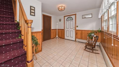 13 Park Ave, Wanaque Boro, NJ 07420 photo 4