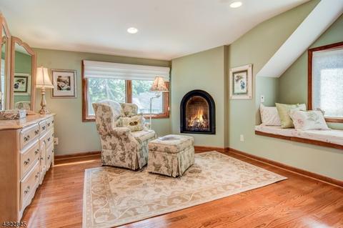 20 Fitting Pl, Nutley, NJ 07110 photo 18