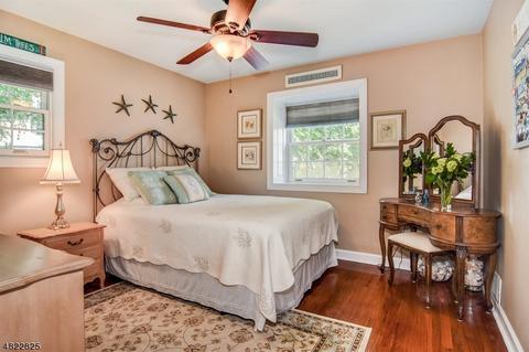 20 Fitting Pl, Nutley, NJ 07110 photo 14
