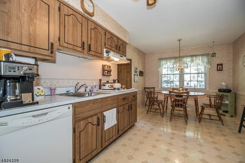 11 Ned Rd, Wayne, NJ 07470 photo 5