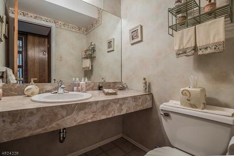 11 Ned Rd, Wayne, NJ 07470 photo 10