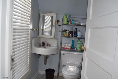 174 Devon St, Kearny, NJ 07032 photo 11