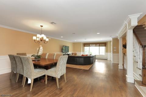 32 Skymark Ct, Upper Saddle River, NJ 07458 photo 4