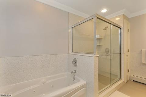 32 Skymark Ct, Upper Saddle River, NJ 07458 photo 14