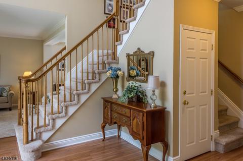 4 Almadera Dr, Wayne, NJ 07470 photo 3
